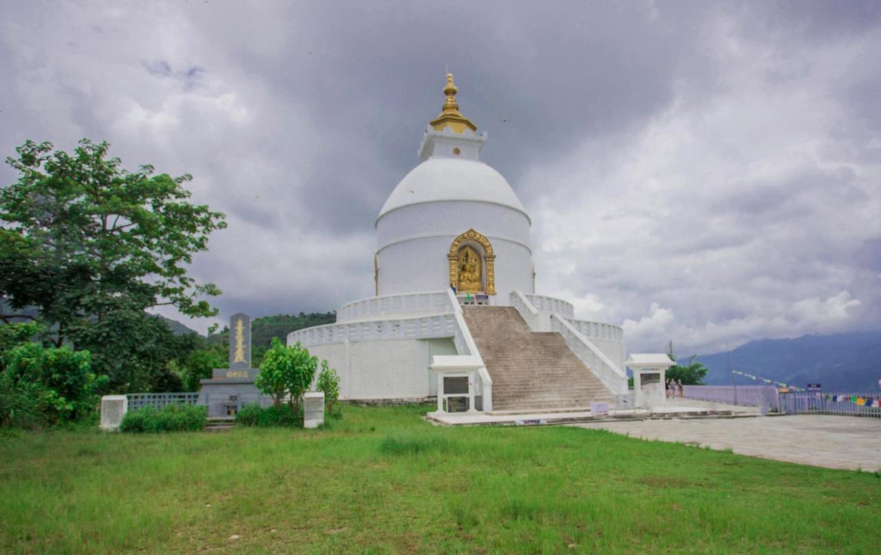 Hotel Lakeside Pvt. Ltd. Pokhara Eksteriør bilde