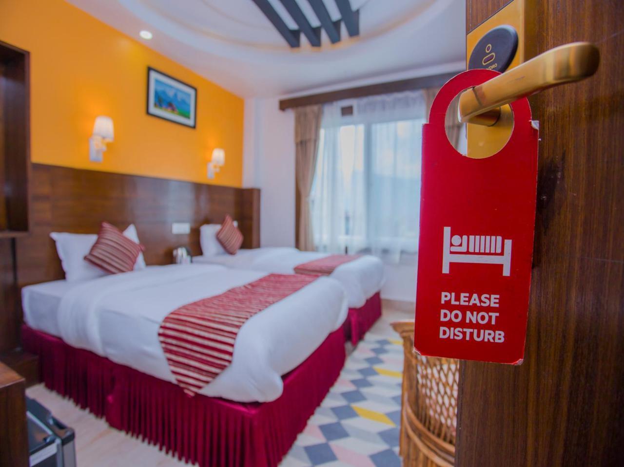 Hotel Lakeside Pvt. Ltd. Pokhara Eksteriør bilde
