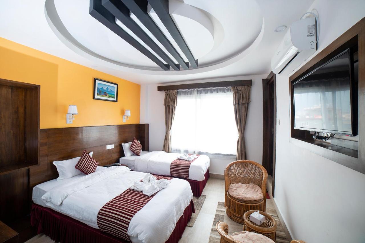 Hotel Lakeside Pvt. Ltd. Pokhara Eksteriør bilde