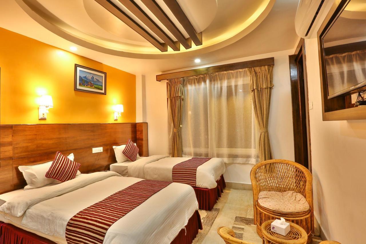 Hotel Lakeside Pvt. Ltd. Pokhara Eksteriør bilde