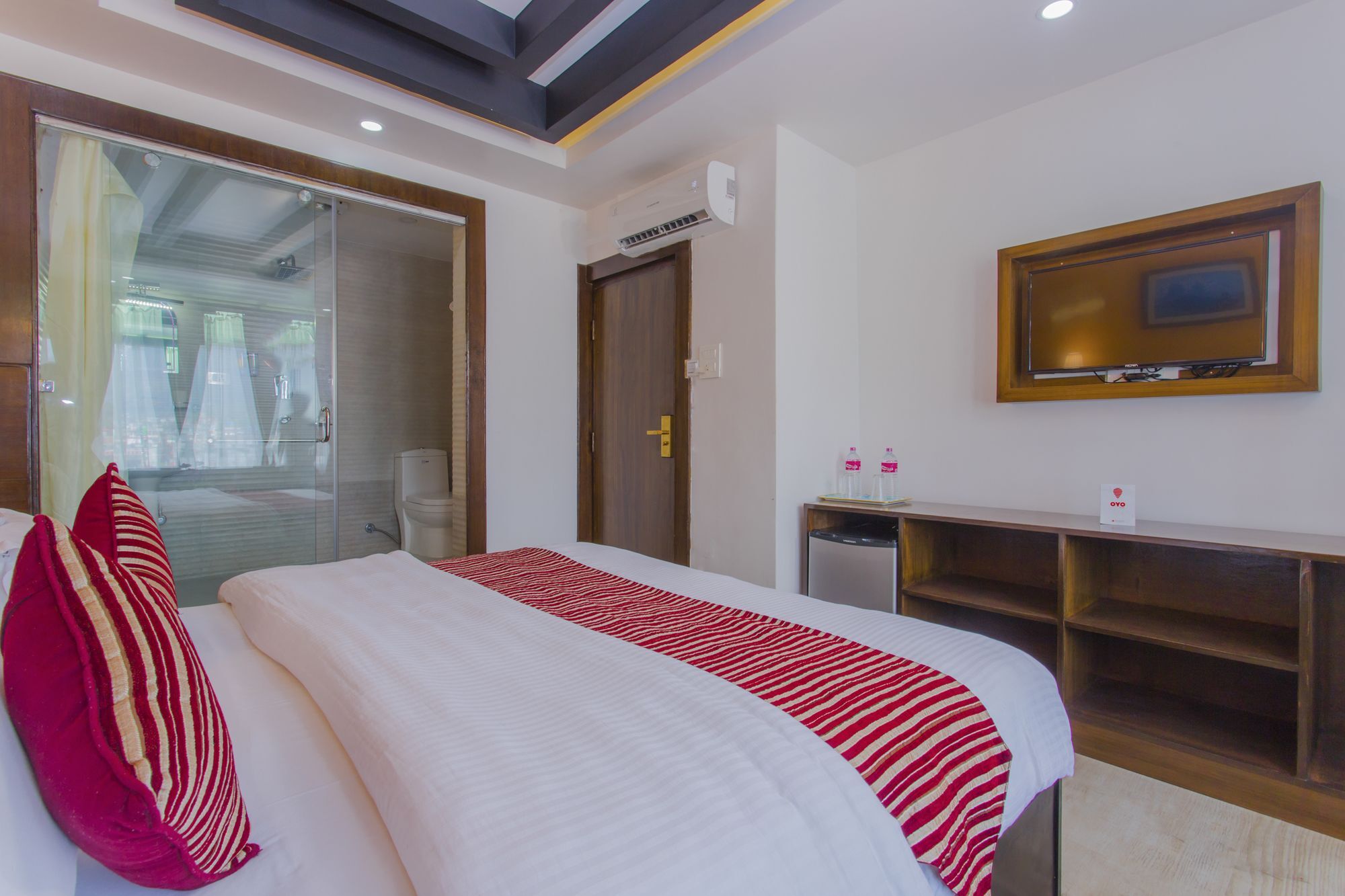 Hotel Lakeside Pvt. Ltd. Pokhara Eksteriør bilde